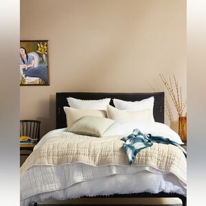 Anthropologie reversible quilt and 2x euro shams